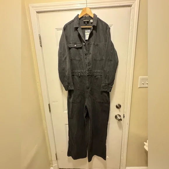 Universal Thread Women's Size 16 Sleeve Baggy Denim Utility Black Jumpsuit - Picture 2 of 7